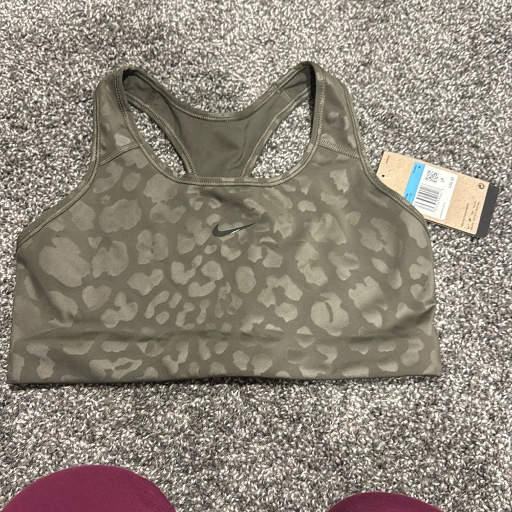 nike bra